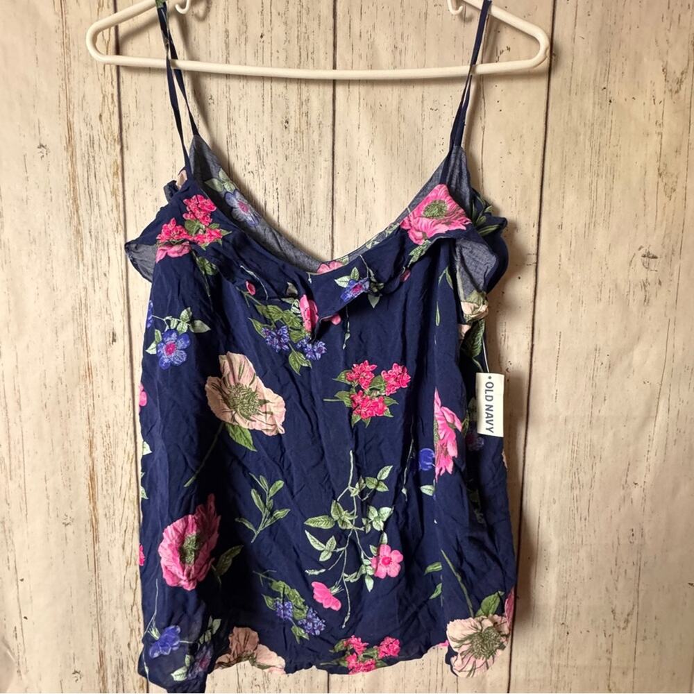 Old Navy Floral Spaghetti  Thin Strap Lightweight  Top Sz M NWT